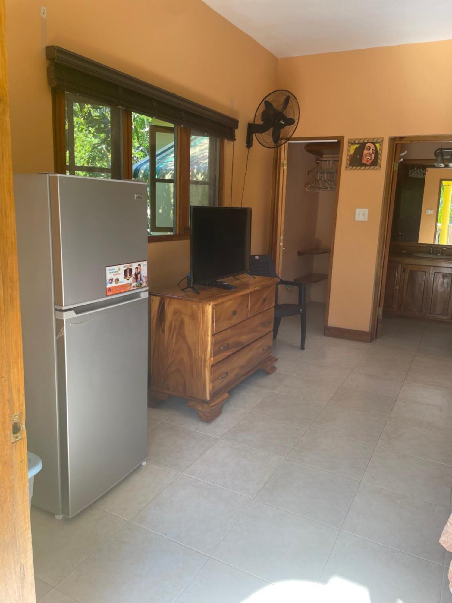 R&V Villa Negril Extérieur photo